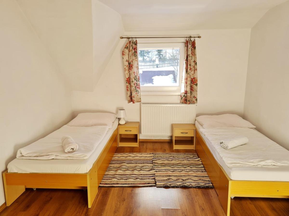 Stary Dom Hotell Oravská Polhora Exteriör bild
