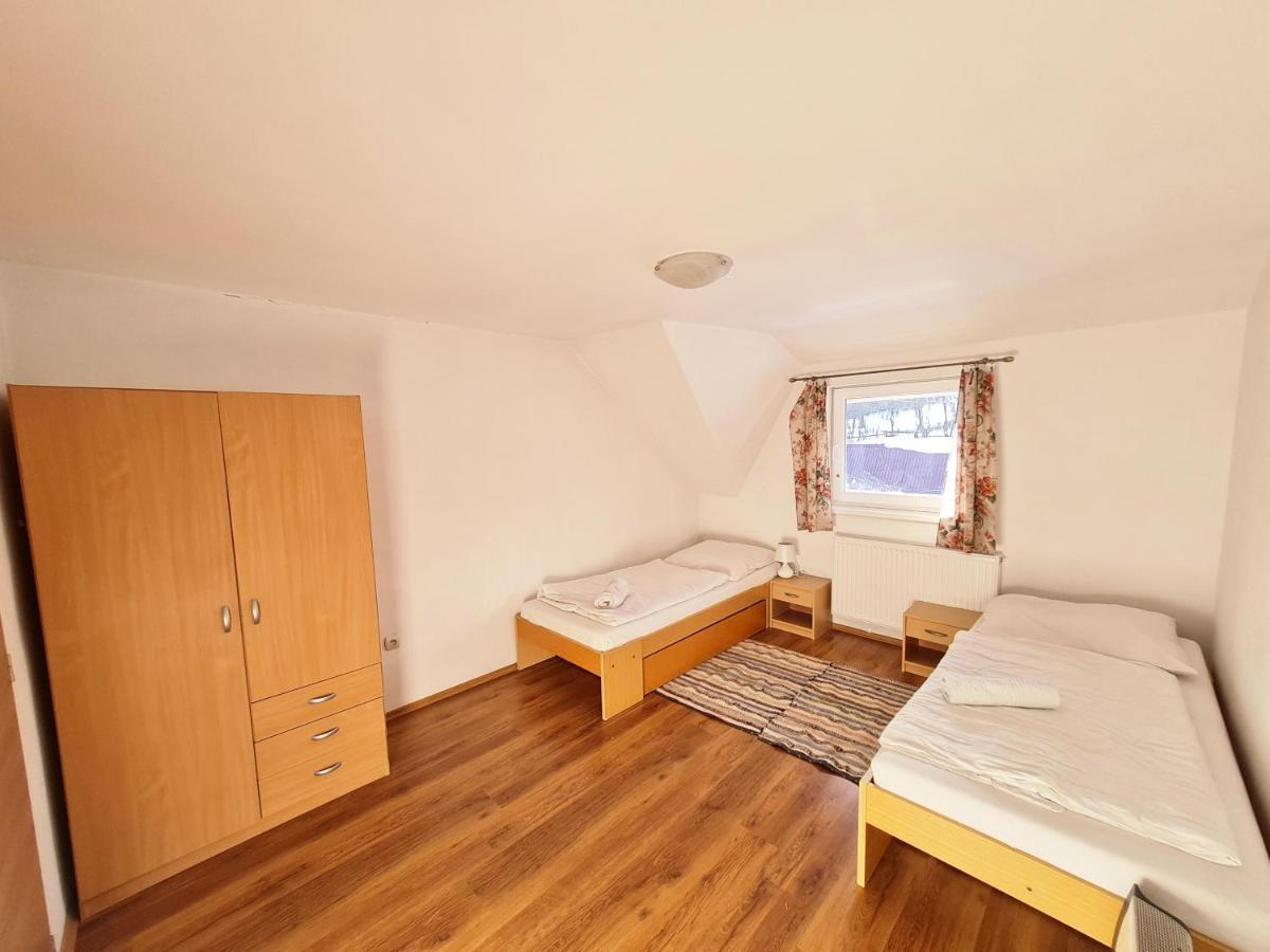Stary Dom Hotell Oravská Polhora Exteriör bild